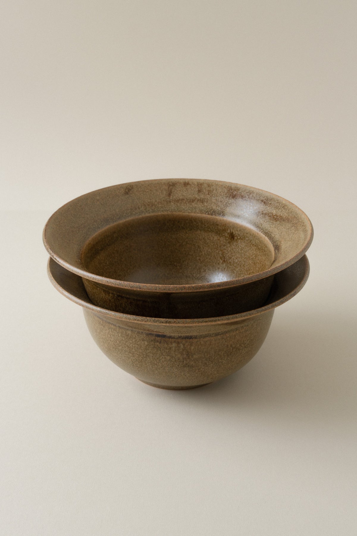 Wide Rim Bowl 17cm, Roasted Pistachio