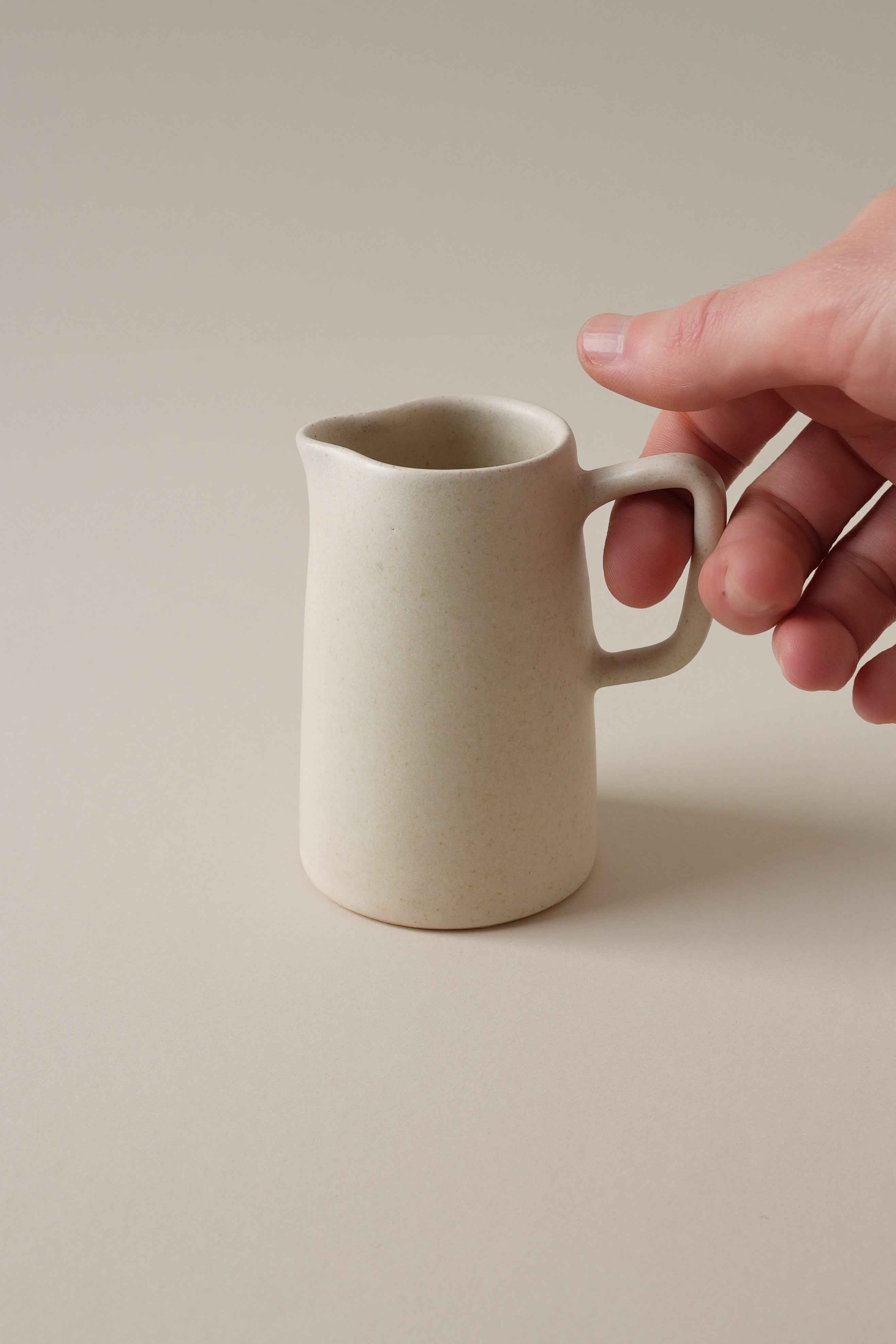 Handle Jug 180ml, Chantilly