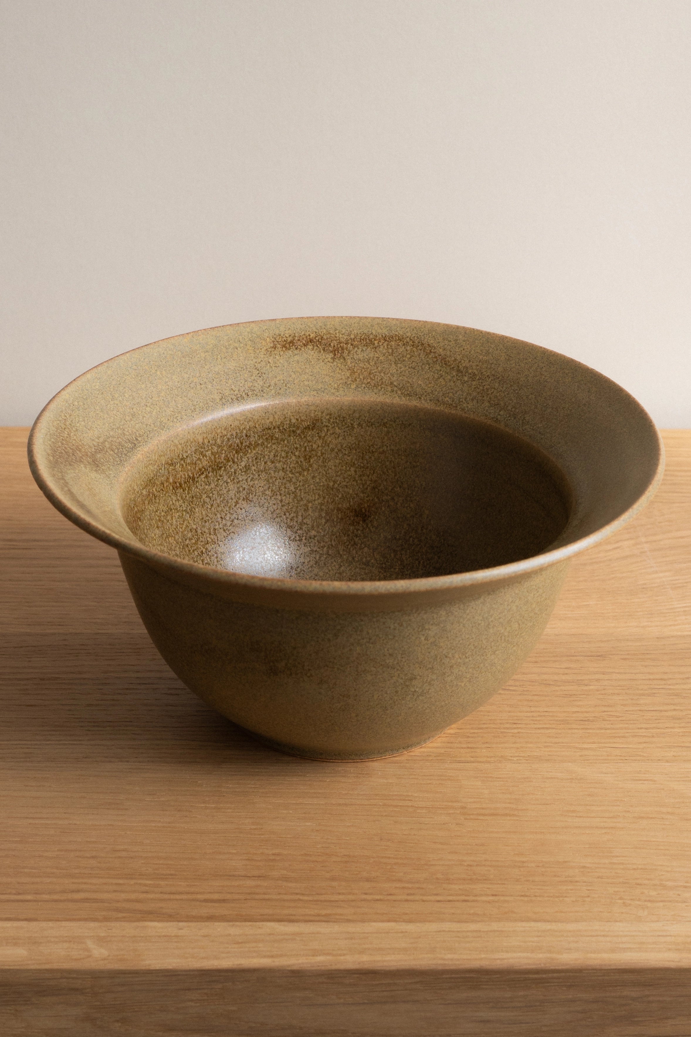 Wide Rim Bowl 17cm, Roasted Pistachio