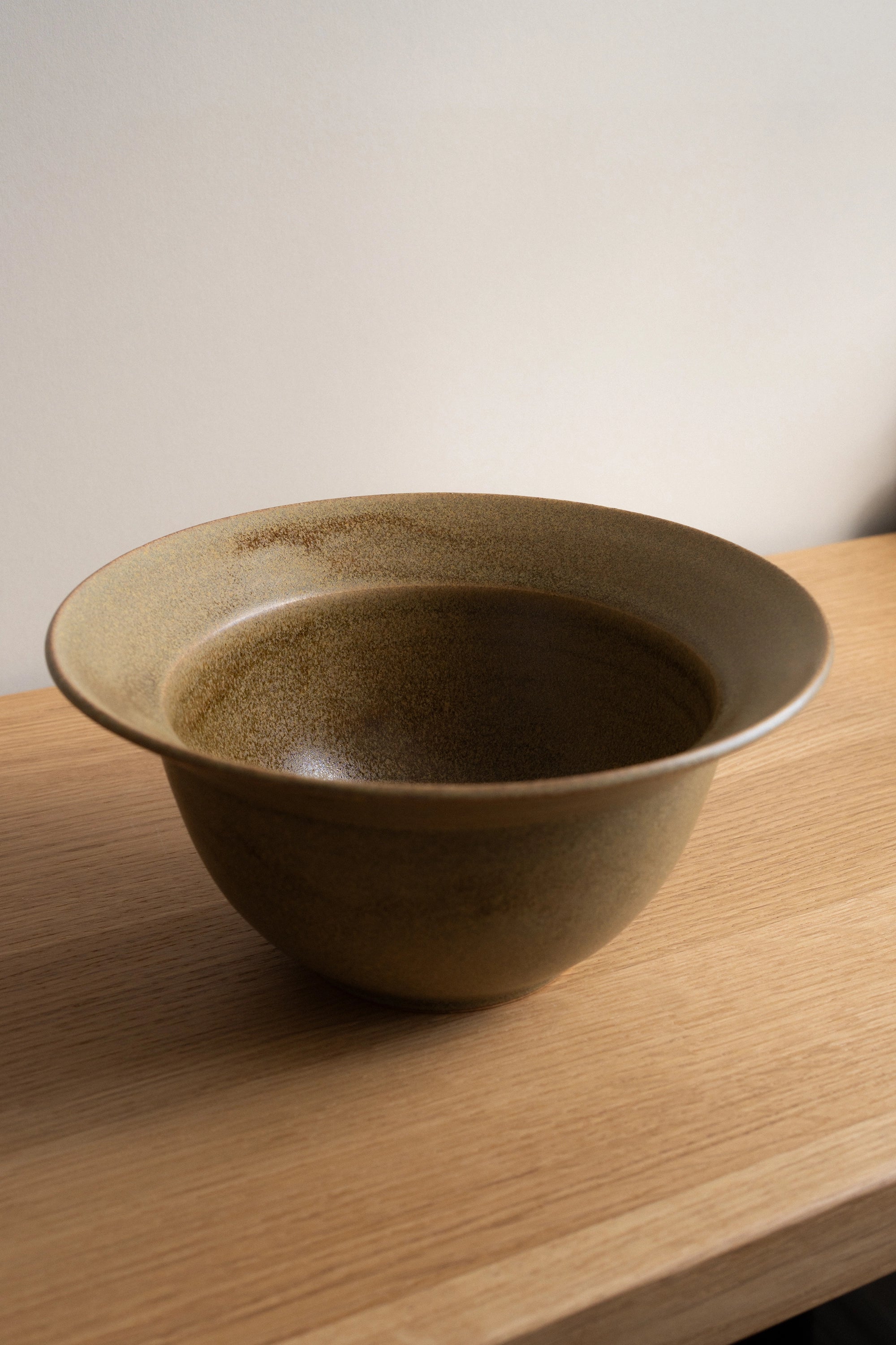 Wide Rim Bowl 17cm, Roasted Pistachio